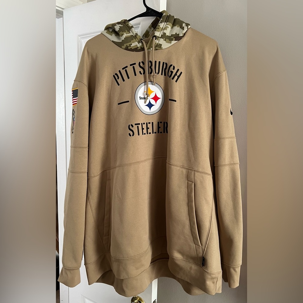 Nike “Salute to Service” Pittsburgh Steelers Hoodie